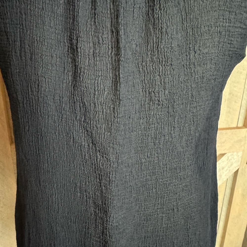 Eileen Fisher black crepe silk sleeveless top Size Small - Picture 8 of 9